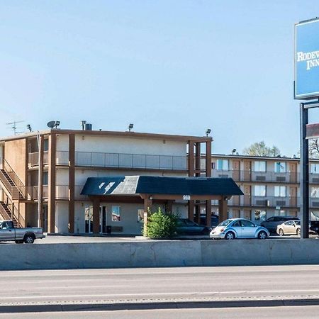 Rodeway Inn Пуэбло Экстерьер фото