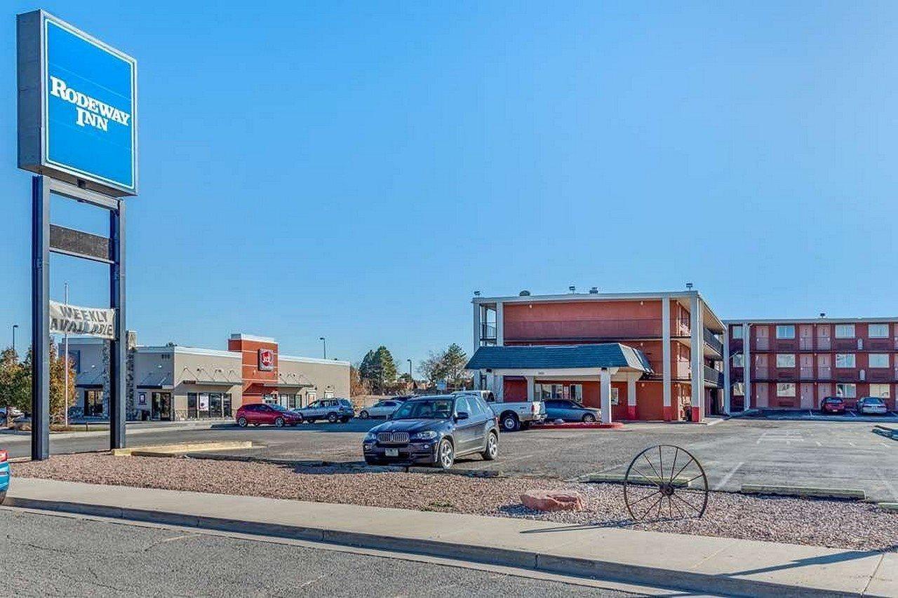 Rodeway Inn Пуэбло Экстерьер фото